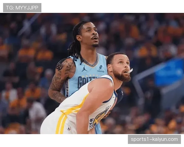 骑士险胜勇士提前锁定季后赛 米切尔斯特鲁斯外线火力成取胜关键